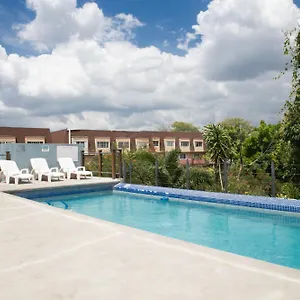 https://choose-to-be-happy-at-brompton-estates-27-two-bedroom-with-pool.greaterantilleshotels.net